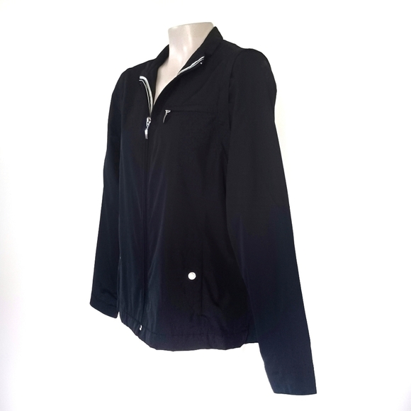 Izod XFG Womens Black Windbreaker Activewear Golf Tennis Preppy Athlesure - Picture 4 of 5